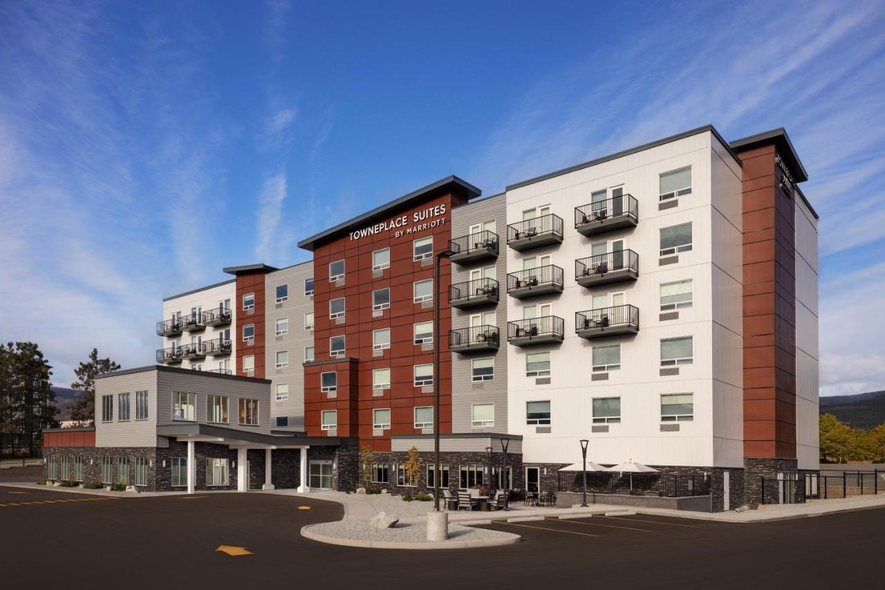 Towneplace Suites By Marriott West Kelowna Exterior photo
