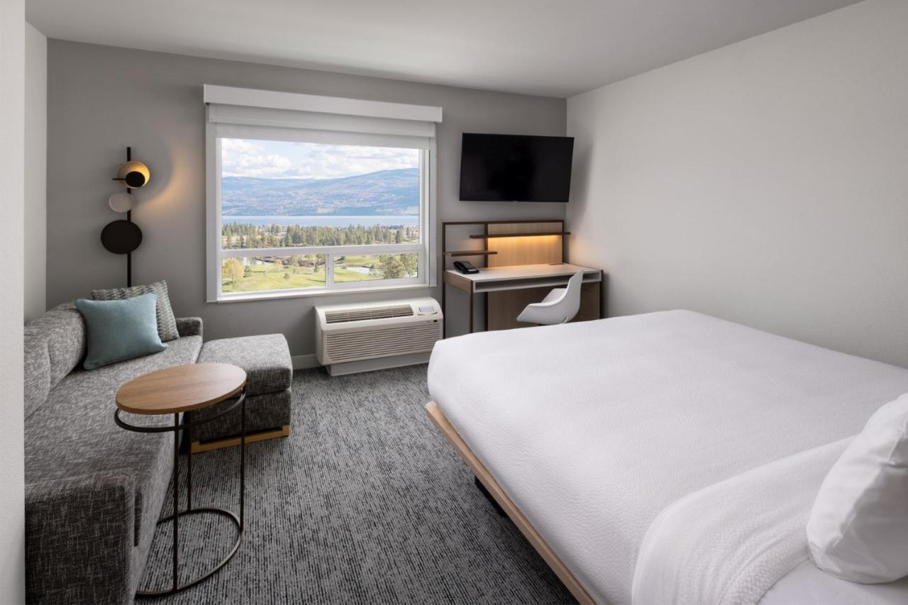 Towneplace Suites By Marriott West Kelowna Exterior photo